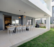 Перші апартаменти з терасою 93 кв.м в New Golden Mile