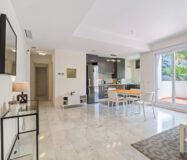 Перші апартаменти з терасою 93 кв.м в New Golden Mile