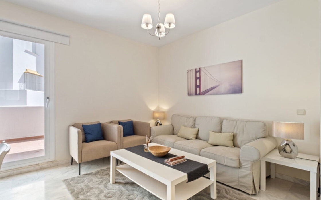 Перші апартаменти з терасою 93 кв.м в New Golden Mile