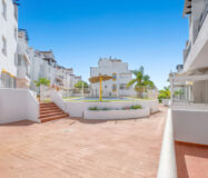 Перші апартаменти з терасою 93 кв.м в New Golden Mile