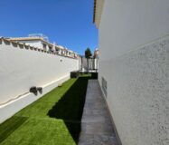 Дом с бассейном в Ориуэла Коста, 3 спальни, 300 кв.м.