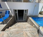 Дом с бассейном в Ориуэла Коста, 3 спальни, 300 кв.м.