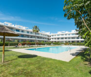 Апартаменты с террасой в Эстепоне 82 кв.м, 3 комнаты