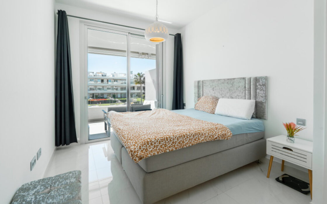 Апартаменты с террасой в Эстепоне 82 кв.м, 3 комнаты