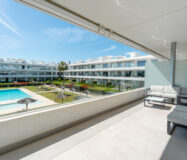 Апартаменты с террасой в Эстепоне 82 кв.м, 3 комнаты