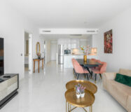 Апартаменты с террасой в Эстепоне 82 кв.м, 3 комнаты