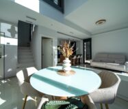 Новий будинок з басейном в Оріуелі, 3 спальні, 187 кв.м