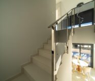 Новий будинок з басейном в Оріуелі, 3 спальні, 187 кв.м