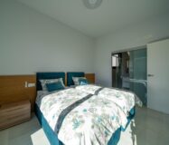 Новий будинок з басейном в Оріуелі, 3 спальні, 187 кв.м