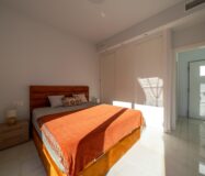 Новий будинок з басейном в Оріуелі, 3 спальні, 187 кв.м