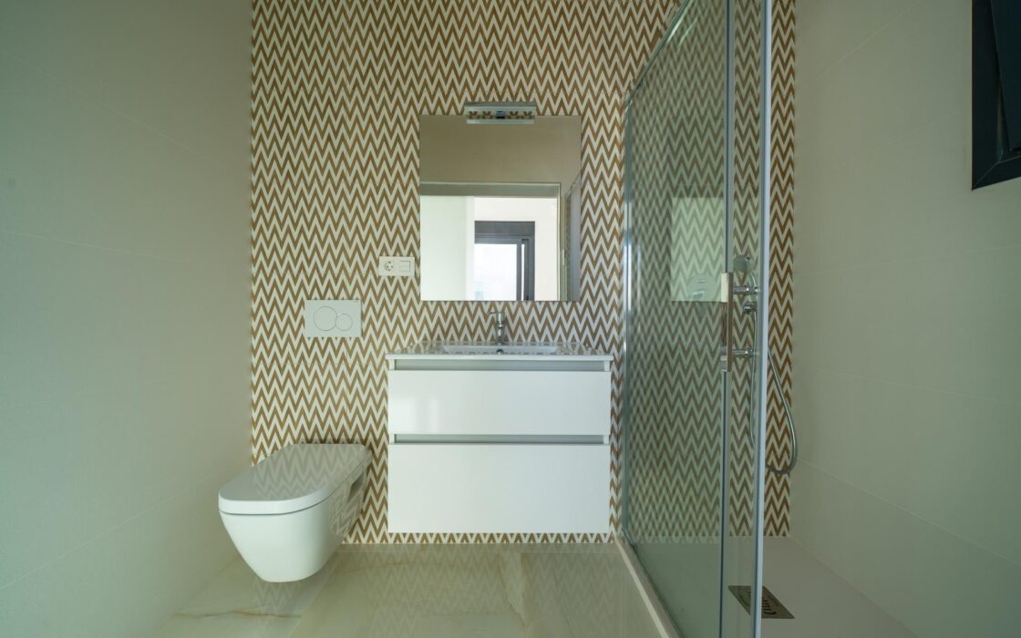 Новий будинок з басейном в Оріуелі, 3 спальні, 187 кв.м