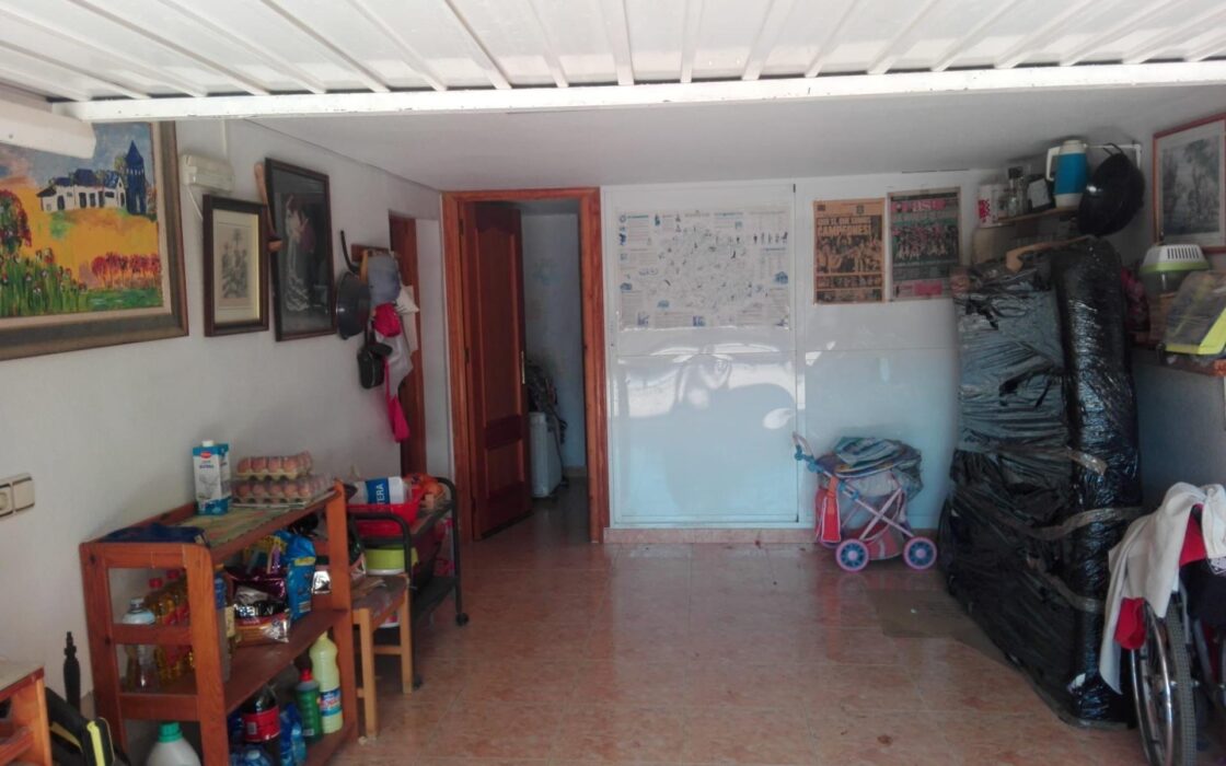 Дом в Ориуэла Коста с террасой и частным бассейном 169 кв.м