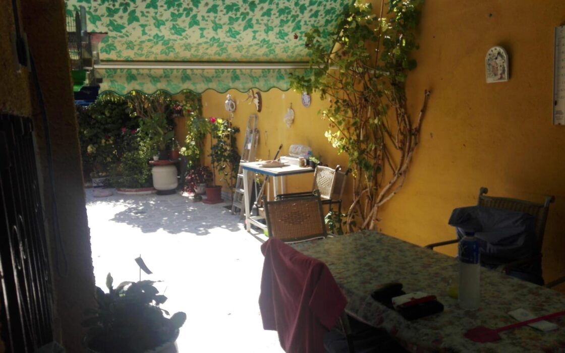 Дом в Ориуэла Коста с террасой и частным бассейном 169 кв.м