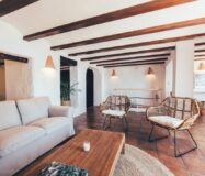 Уютный Дом с Балконом в Альтеа, 95 кв.м, 2 Спальни