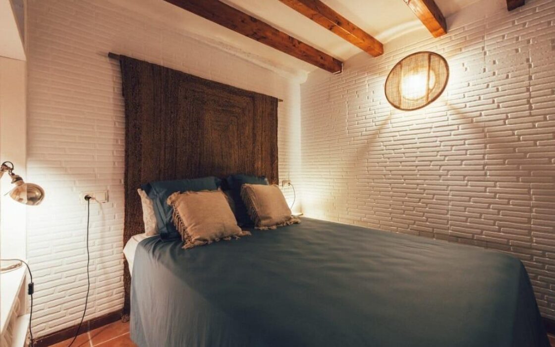 Уютный Дом с Балконом в Альтеа, 95 кв.м, 2 Спальни