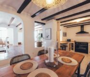 Уютный Дом с Балконом в Альтеа, 95 кв.м, 2 Спальни