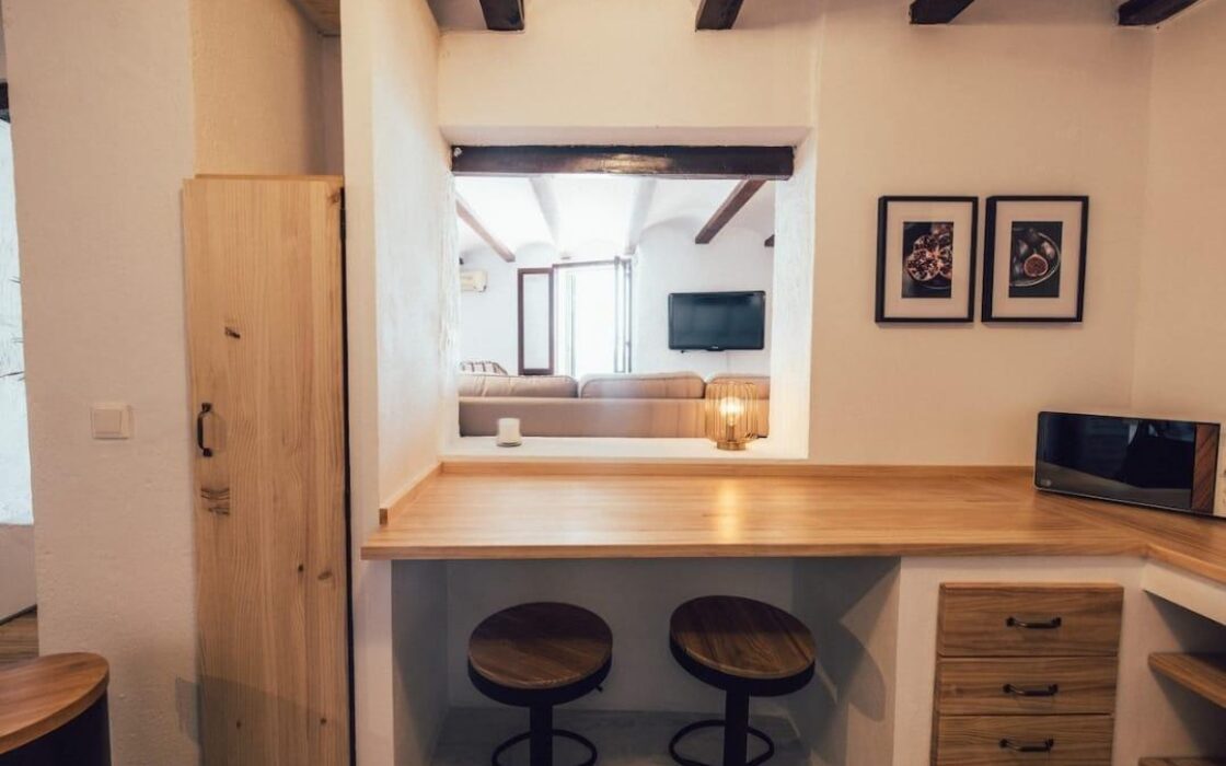 Уютный Дом с Балконом в Альтеа, 95 кв.м, 2 Спальни