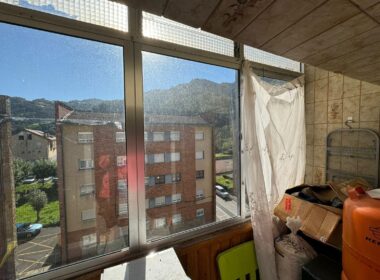 Яркий пентхаус в Коригосе с панорамным видом на горы