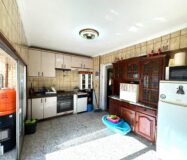 Яркий пентхаус в Коригосе с панорамным видом на горы