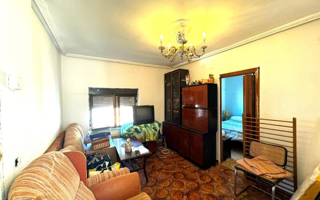 Яркий пентхаус в Коригосе с панорамным видом на горы