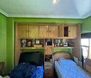 Яркий пентхаус в Коригосе с панорамным видом на горы