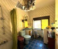 Яркий пентхаус в Коригосе с панорамным видом на горы