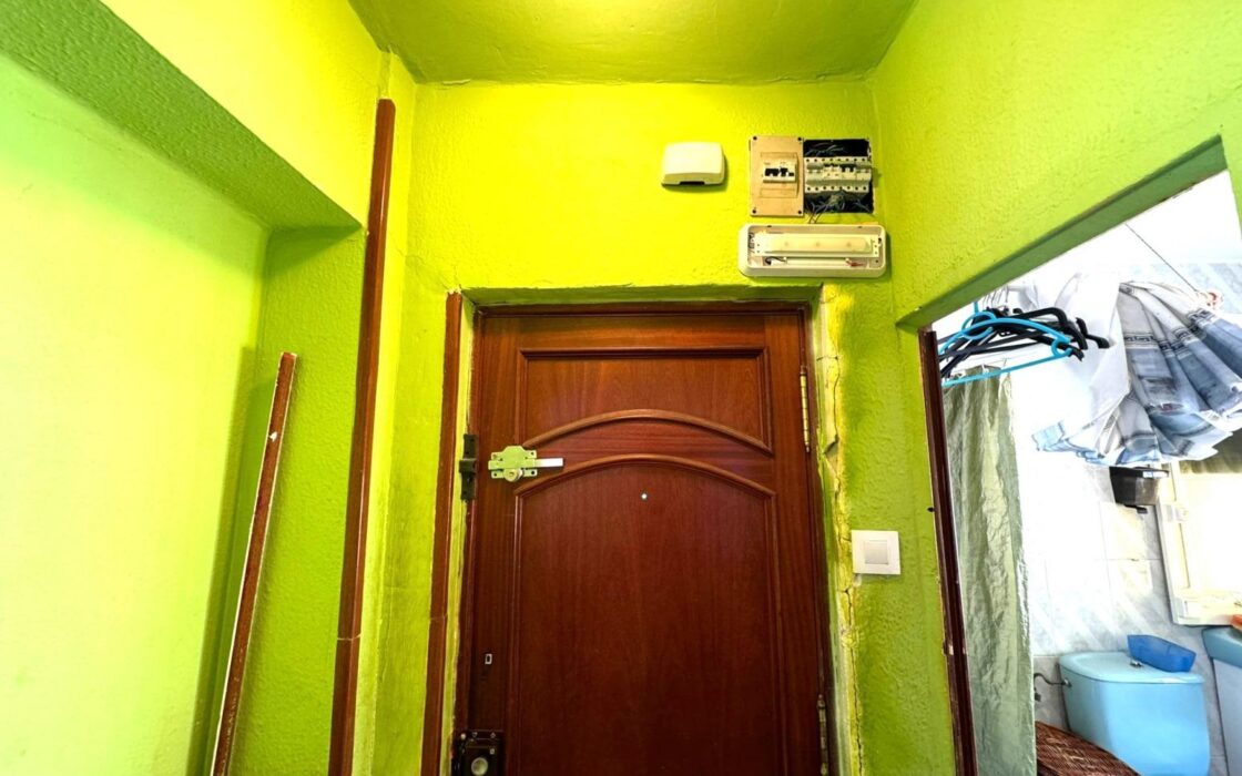 Яркий пентхаус в Коригосе с панорамным видом на горы