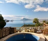 Роскошный дом с террасой и бассейном в Альтеа 605 кв.м