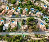 Роскошный дом с террасой и бассейном в Альтеа 605 кв.м