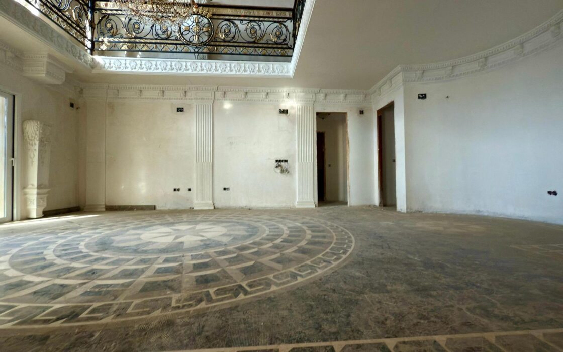 Роскошный дом с террасой и бассейном в Альтеа 605 кв.м