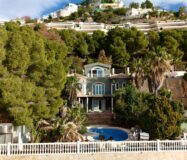 Роскошный дом с террасой и бассейном в Альтеа 605 кв.м