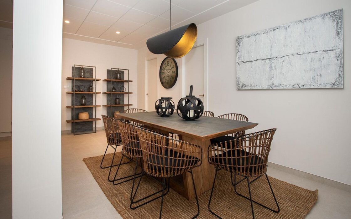 Шале в Хондон-де-лас-Ньевес с террасой и бассейном 228 кв.м