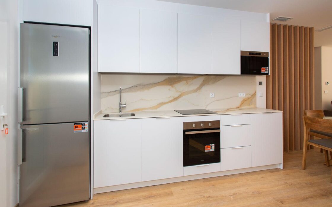 Шале в Хондон-де-лас-Ньевес с террасой и бассейном 228 кв.м