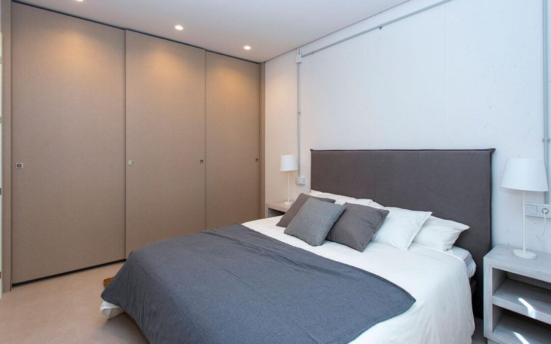 Шале в Хондон-де-лас-Ньевес с террасой и бассейном 228 кв.м