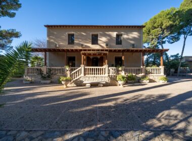 Іспанське помістя з терасою в Мучамьеле 1350 кв.м