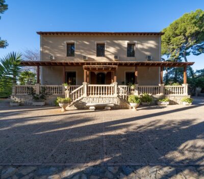 Іспанське помістя з терасою в Мучамьеле 1350 кв.м