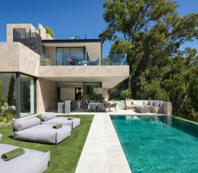 Розкішна вілла з терасою в Нуева Андалусія 785 кв.м