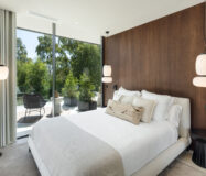 Роскошная вилла с террасой в Нуэва Андалусия 785 кв.м