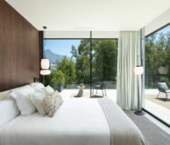 Роскошная вилла с террасой в Нуэва Андалусия 785 кв.м