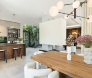 Роскошная вилла с террасой в Нуэва Андалусия 785 кв.м