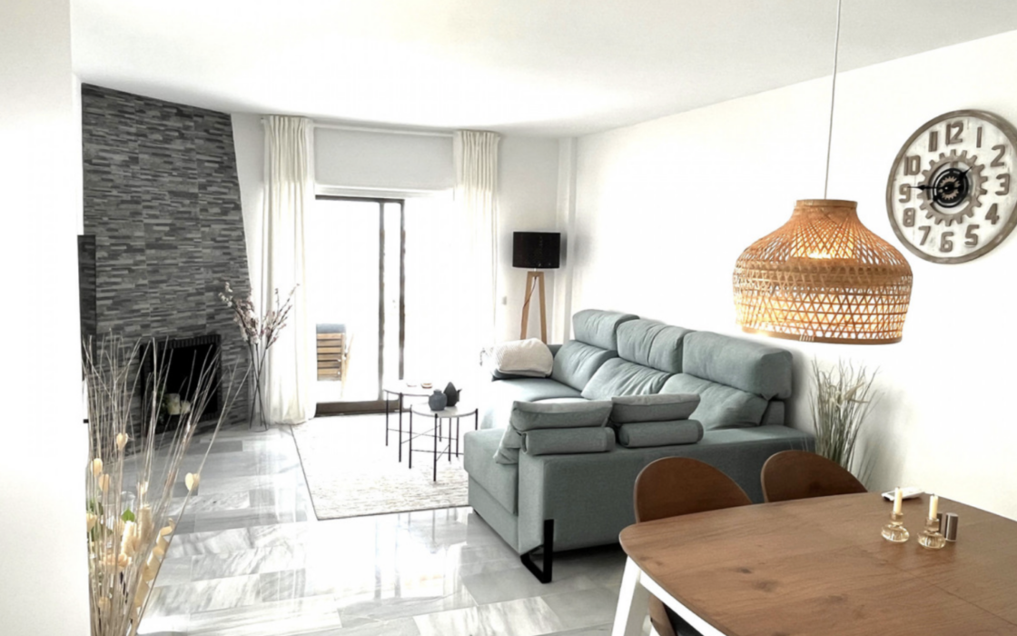 Прекрасная 2-комнатная квартира с видом на море в Михасе