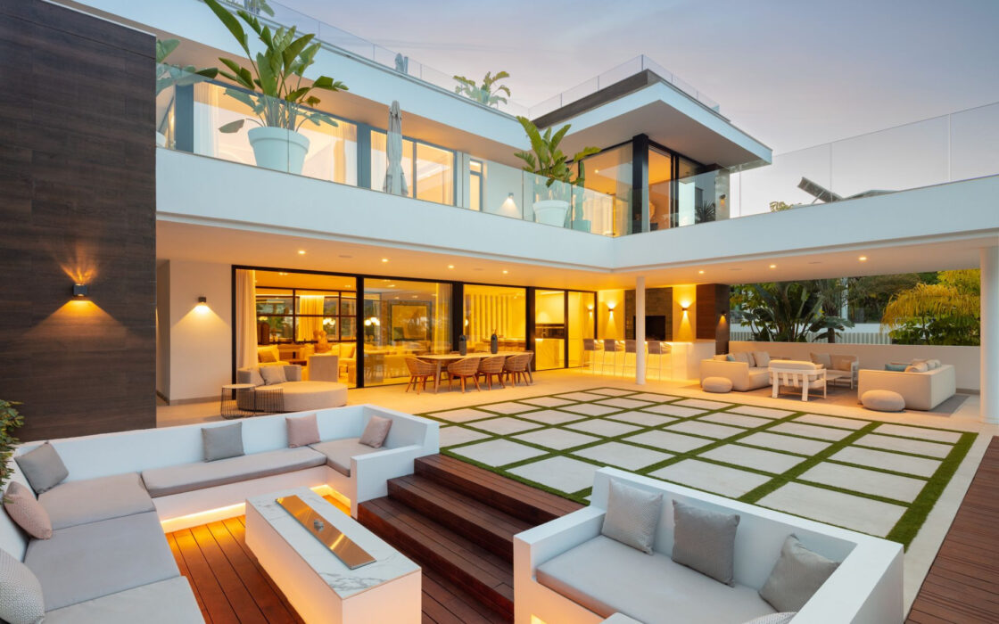 Вілла з панорамним видом в Новій Андалусії, 556 кв.м