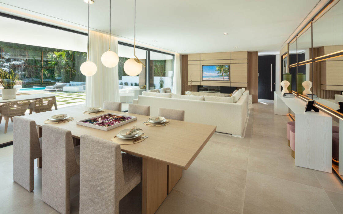 Вілла з панорамним видом в Новій Андалусії, 556 кв.м