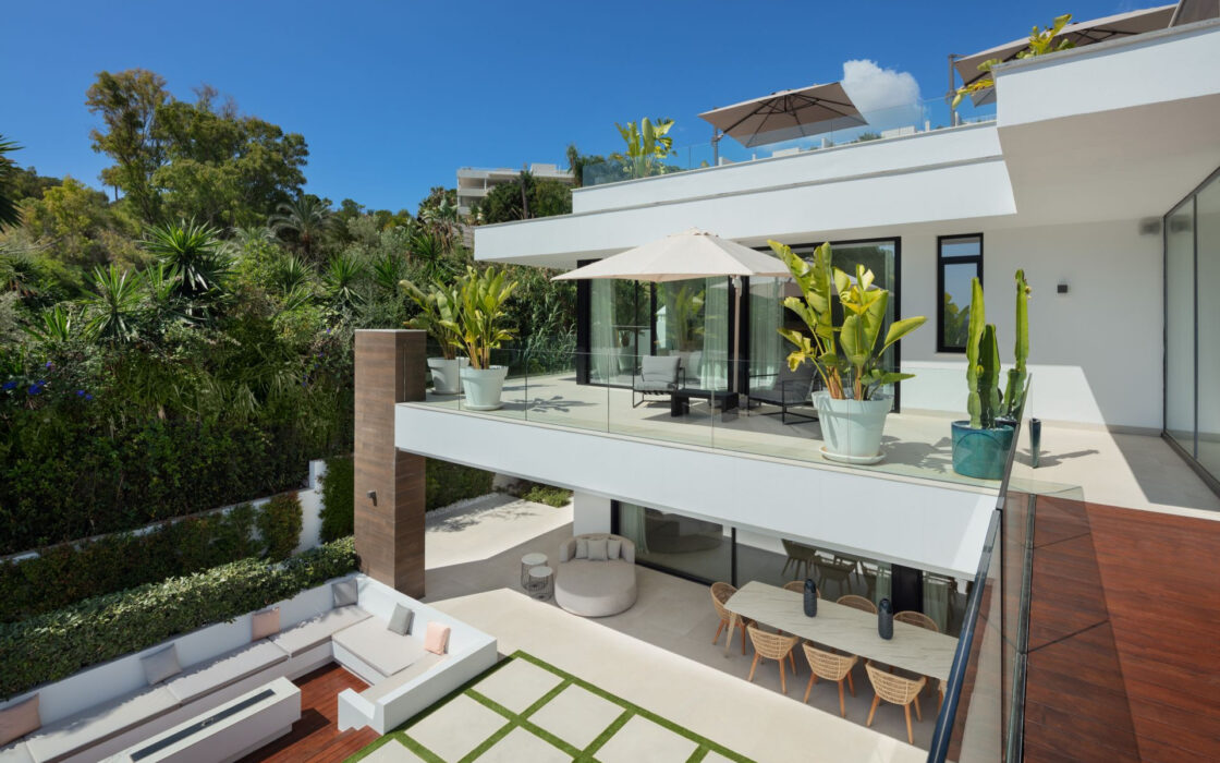 Вілла з панорамним видом в Новій Андалусії, 556 кв.м