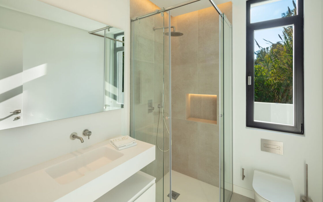 Вілла з панорамним видом в Новій Андалусії, 556 кв.м