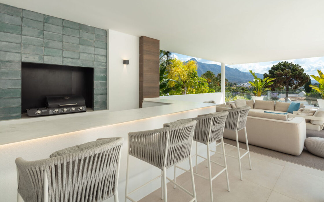 Вілла з панорамним видом в Новій Андалусії, 556 кв.м