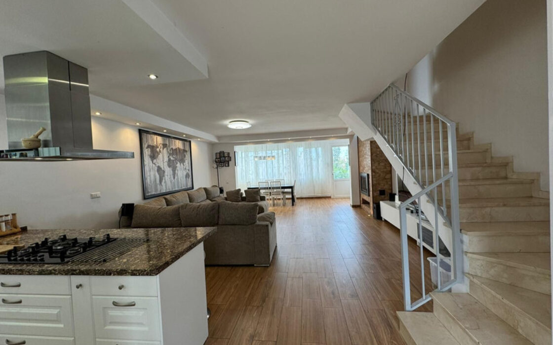 Прекрасный Реновированный Дом в Михас с Террасой 136 кв.м