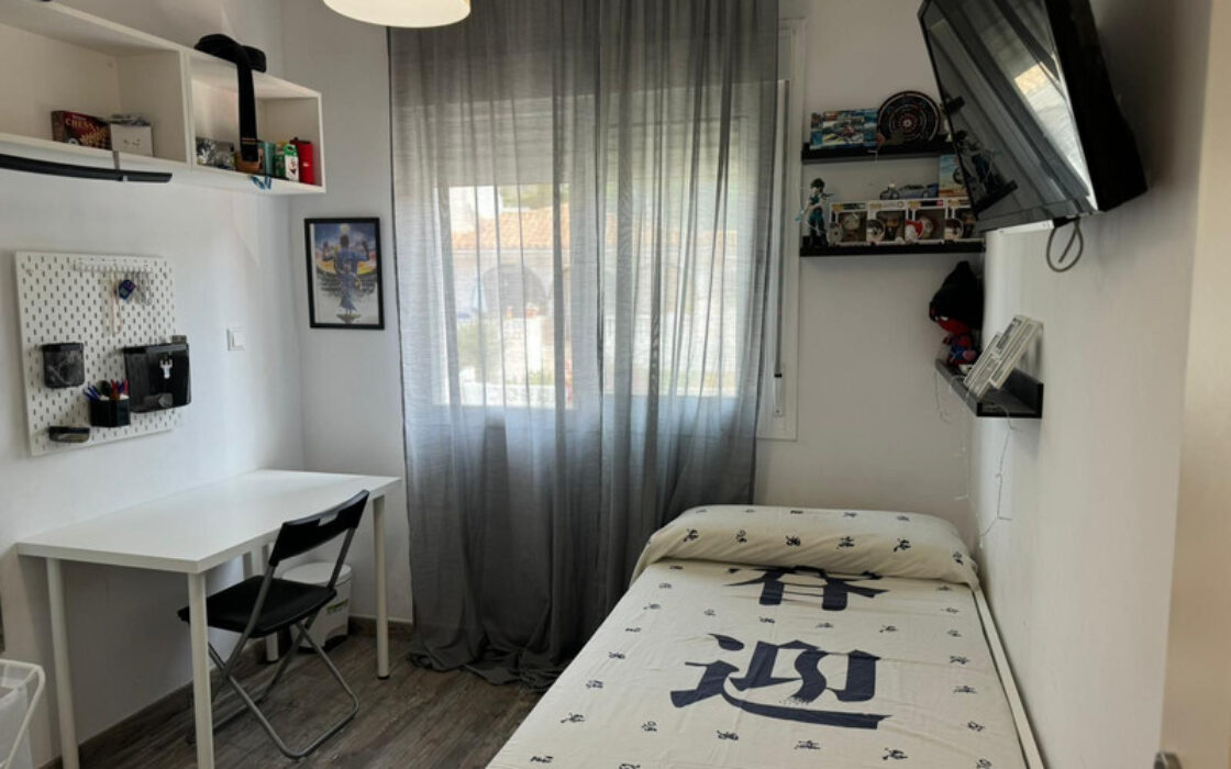 Прекрасный Реновированный Дом в Михас с Террасой 136 кв.м