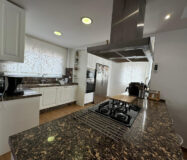 Прекрасный Реновированный Дом в Михас с Террасой 136 кв.м