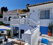 Изысканный дуплекс у моря в городе, 160 кв.м, терраса